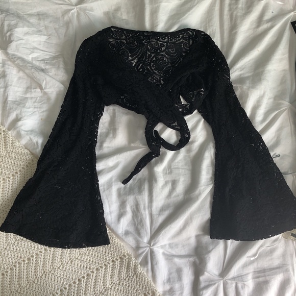 Lace bell sleeved tie front top - Picture 2 of 5